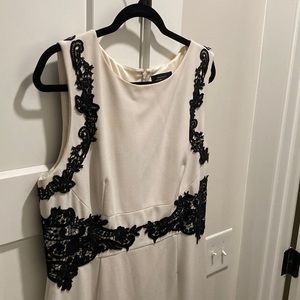 IVORY Tahari- Arthur S. Levine - Black and White semi formal dress